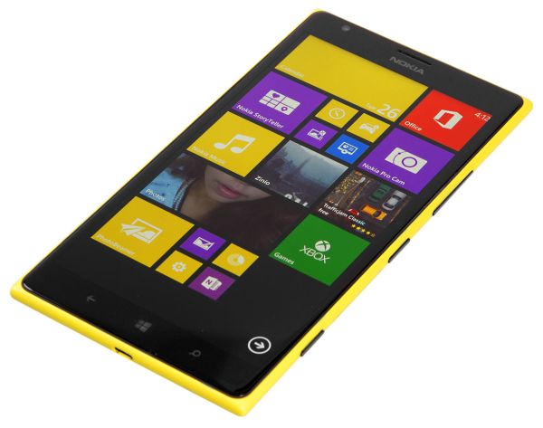 Nokia Lumia 1520 Slight View b PIX