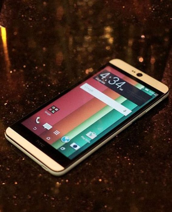 تصویر  گوشی موبایل HTC مدل دیزایر 826 ظرفیت 16 گیگابایت رم 2 گیگابایت