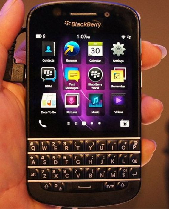 تصویر  گوشی موبایل بلک بری مدل Q10