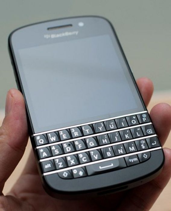 تصویر  گوشی موبایل بلک بری مدل Q10