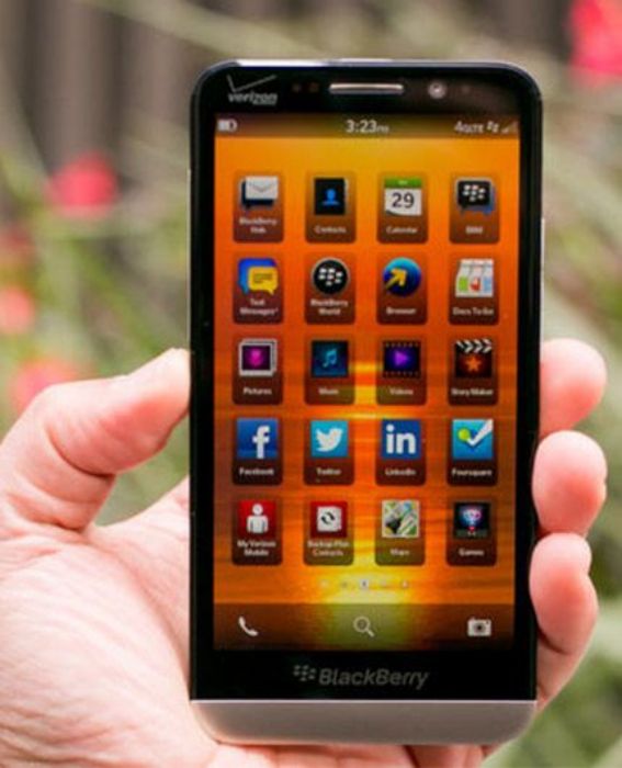 تصویر  گوشی موبایل بلک بری مدل Z30 ظرفیت 16 گیگابایت رم 2 گیگابایت