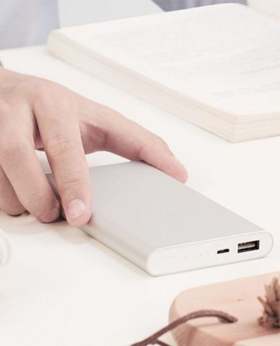 تصویر  پاوربانک شیائومی مدل PLM02ZM  ظرفیت 10000 میلی آمپر ساعت