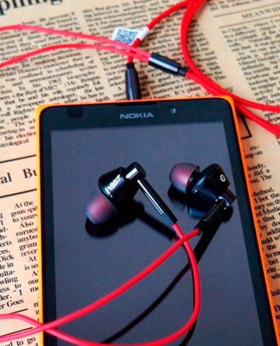 تصویر  هندزفری سیمی وان مور مدل Piston