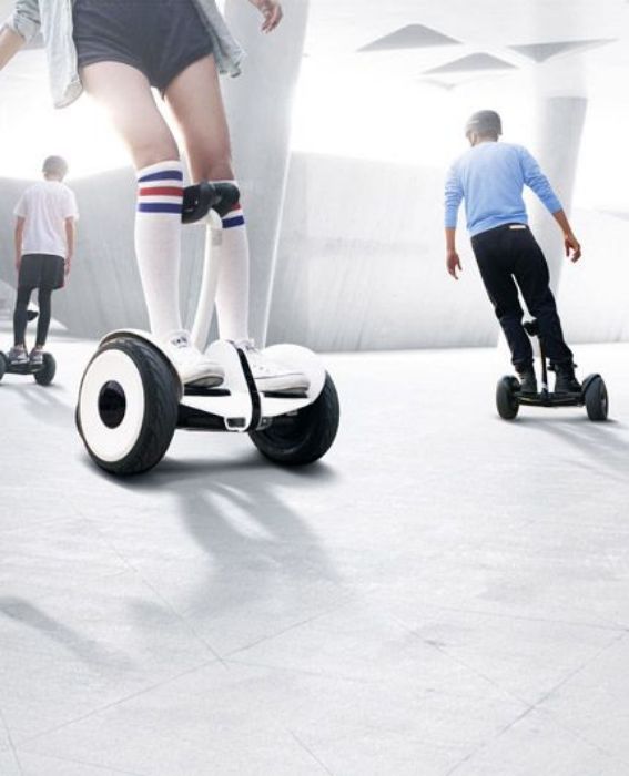 تصویر  اسکوتر برقی شیائومی مدل ناین بات مینی