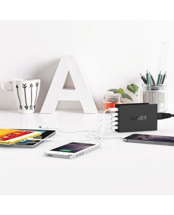 تصویر  شارژر رومیزی آکی مدل PA-T15 (پنج پورت)