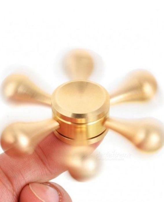 تصویر  اسپینر دستی فلزی مدل 6 پره مولکولی