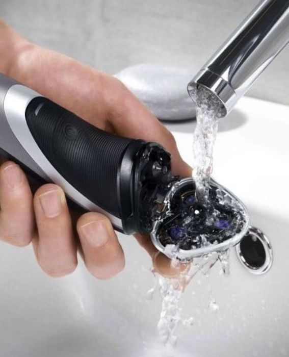 تصویر  ماشین اصلاح صورت (ریش تراش) فیلیپس مدل PT860/16 تصویر  ماشین اصلاح صورت (ریش تراش) فیلیپس مدل PT860/16