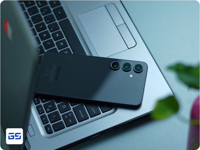 تصویر  گوشی موبایل سامسونگ مدل گلکسی S24 FE ظرفیت 512 گیگابایت رم 8 گیگابایت - ویتنام تصویر  گوشی موبایل سامسونگ مدل گلکسی S24 FE ظرفیت 512 گیگابایت رم 8 گیگابایت - ویتنام