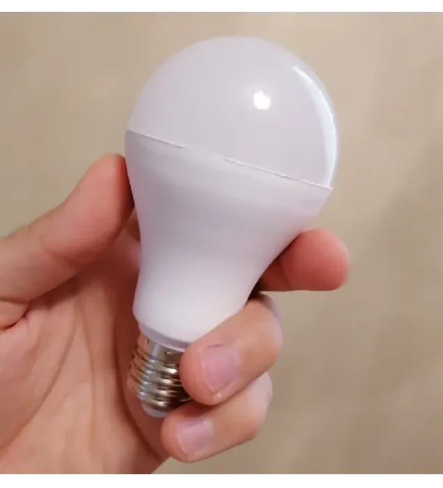 تصویر  لامپ ال ای دی 9 وات زانیس مدل ZS-015 پایه E27