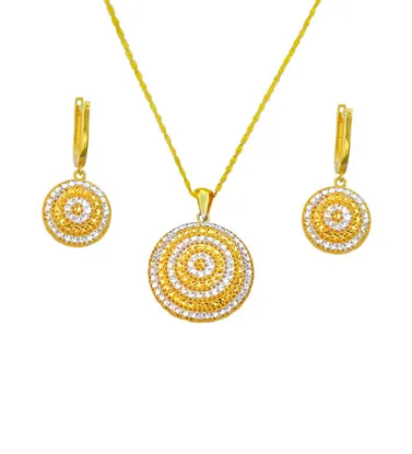 تصویر  نیم ست طلا زنانه 18 عیار مدل آوا - 10.6 گرم