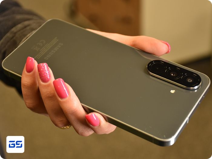 عکس گوشی گلکسی a56