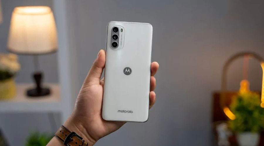 گوشی موتورولا مدل Moto G52